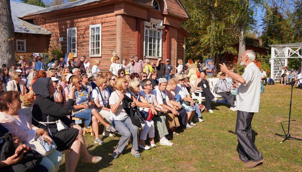 Переславль-Залесский. Фестиваль «Искусство жить на даче». Вино, мангалица и дача Коровина.